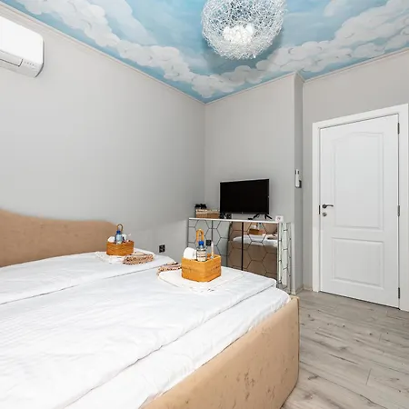 Apartment Elenartlux - Baby Cot - Pets Allowed - Free Parking & Fast Wi-fi Plowdiw