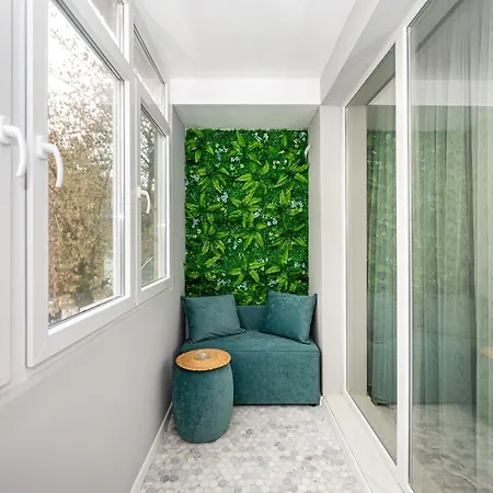 Apartment Elenartlux - Baby Cot - Pets Allowed - Free Parking & Fast Wi-fi Plowdiw