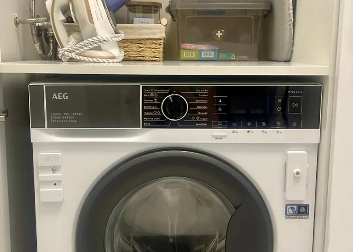 Elenartlux - Baby Cot - Pets Allowed - Free Parking & Fast Wi-fi