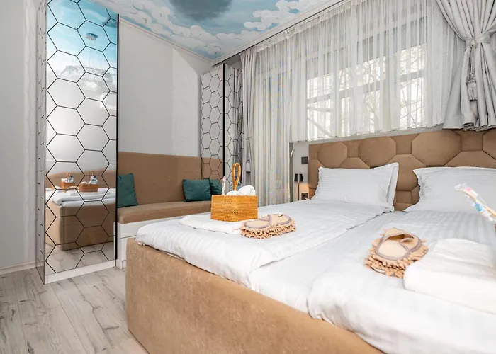 Apartment Elenartlux - Baby Cot - Pets Allowed - Free Parking & Fast Wi-fi